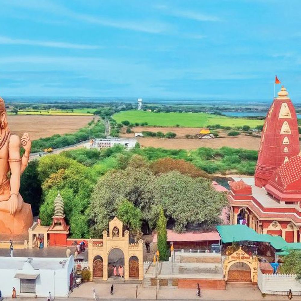 માનસ દર્શન: રાગથી વિરાગની યાત્રા - Daruka રાક્ષસીની કથા અને રાગ, અનુરાગ, વિરાગના ત્રણ તબક્કાનું વર્ણન.