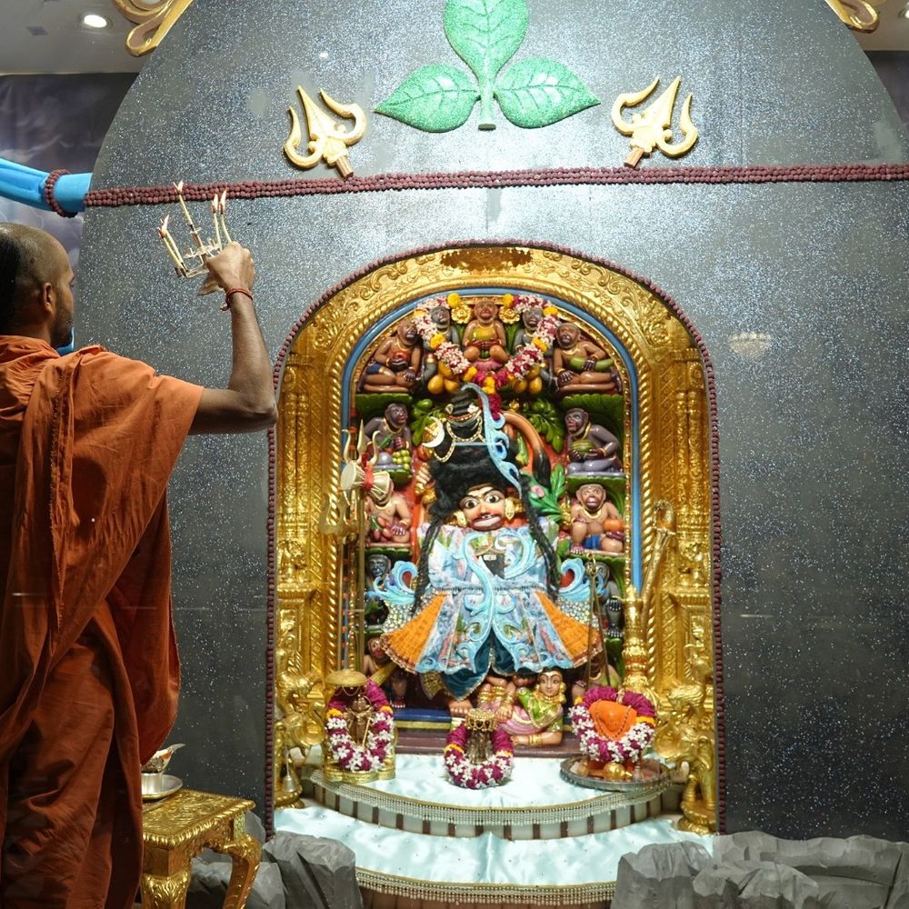 સાળંગપુર હનુમાનજી મંદિરે શ્રાવણના પ્રથમ સોમવારે વિશેષ શણગાર, કષ્ટભંજન દાદાને શિવ સ્વરૂપનો શણગાર અને હિમાલય પર્વતની આબેહૂબ રચના.