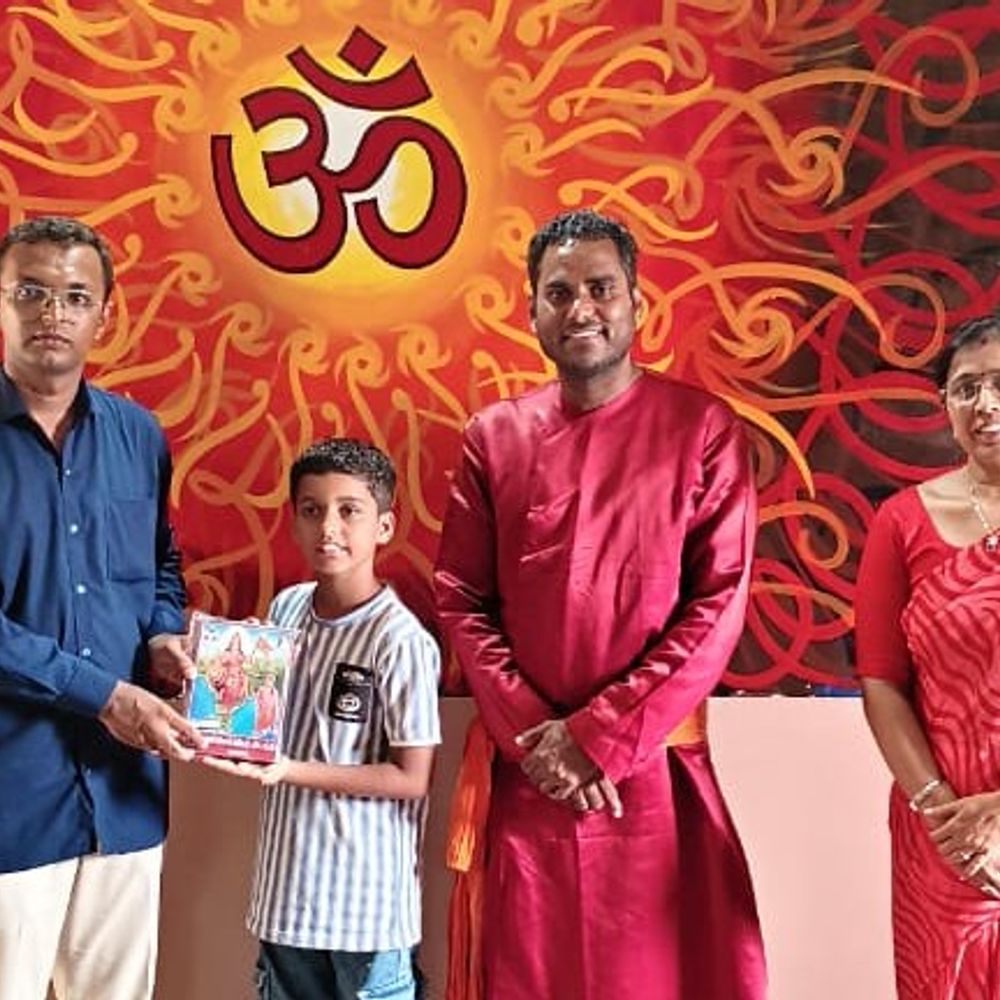 જામનગરના પિતા-પુત્રની અખંડ ભારતયાત્રા: વેગનઆર કારમાં 45000 કિમીનો પ્રવાસ, 8 વર્ષનો સહજ સૌથી નાનો યાત્રી.