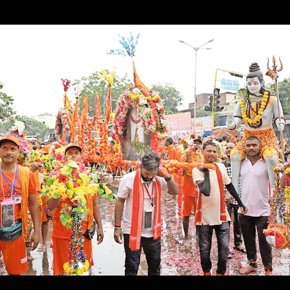 અમરનાથ ધામે 4000 કાવડિયાનો જલાભિષેક: અમરનાથ ધામ ખાતે આજે 4000 કાવડિયા દ્વારા જલાભિષેક કરવામાં આવશે.