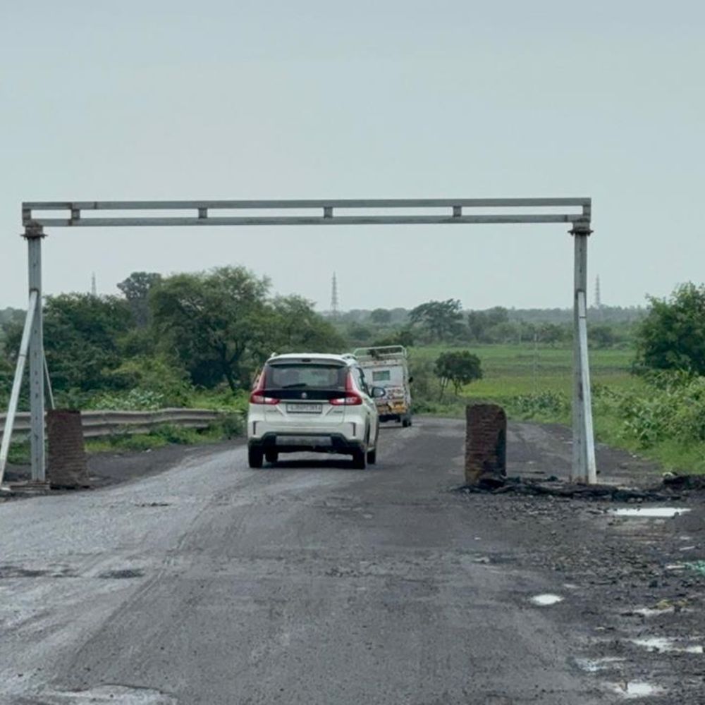જંબુસરના મીઠા-ઈંટ ઉત્પાદકોને 125 KMનો ફેરાવો થતાં આર્થિક નુકસાન અંગે કલેક્ટરને રજૂઆત.