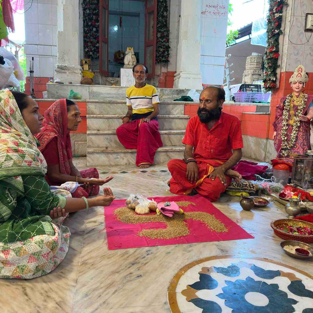 પાટણ: દશામાતા શક્તિપીઠે વ્રતધારી મહિલાઓનો ઘસારો, છેલ્લા દિવસે પૂજન-અર્ચન, રાત્રે 108 દીવાની મહાઆરતી યોજાશે.