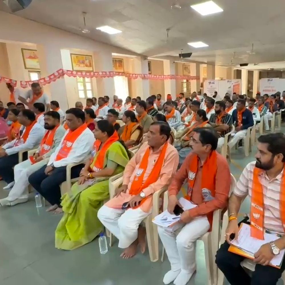 ગોધરામાં ભાજપનો પ્રશિક્ષણ વર્ગ:BAPS સ્વામિનારાયણ મંદિરે ત્રિદિવસીય કાર્યક્રમમાં શક્તિકેન્દ્ર સંયોજકોને તાલીમ, ધારાસભ્યો સહિત હોદ્દેદારો ઉપસ્થિત