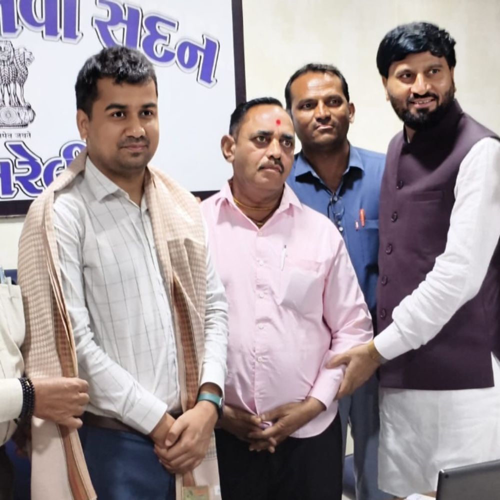 જિલ્લા કલેક્ટરની અધ્યક્ષતામાં ખાસ અંગભુત અમલીકરણ બેઠક યોજાઈ.