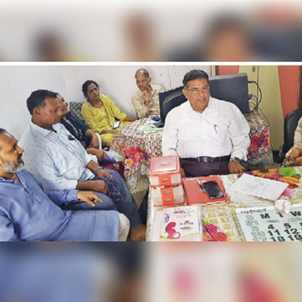 ** મધ્ય ઝોનમાં 50 વર્ષ જૂની પાણી અને ડ્રેનેજ લાઈનો, ચોમાસામાં પ્રદૂષિત પાણી, કોર્પોરેટર્સની ફરિયાદો અધિકારીઓ સાંભળતા નથી.
