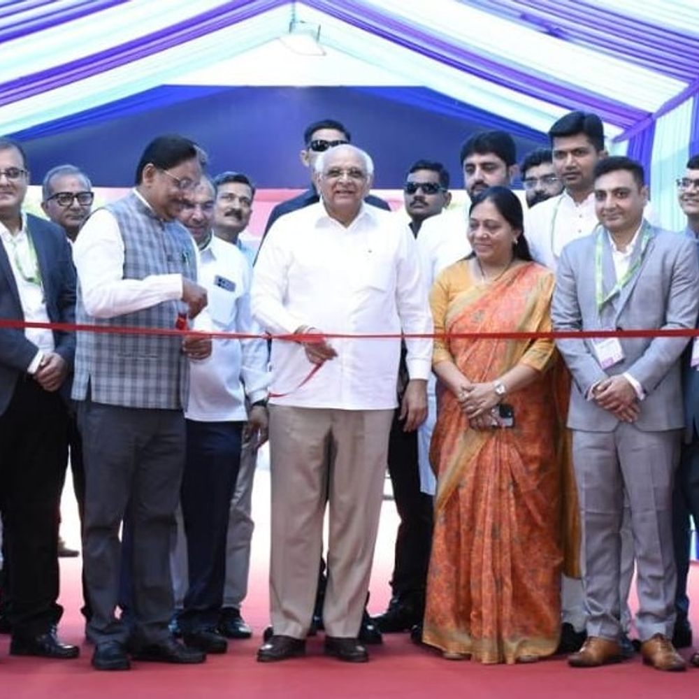 ગાંધીનગરમાં CM દ્વારા ફાર્મા એન્ડ Labtech Expo-2025નું ઉદ્ઘાટન, 400થી વધુ exhibitors દ્વારા દવાઓ અને મશીનરીનું પ્રદર્શન.