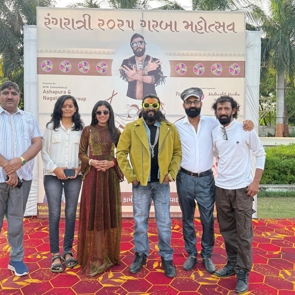 દેવપગલી અમદાવાદના નિકોલમાં ગરબાની ધૂમ મચાવશે:વસાણી ફાર્મમાં રંગ રાત્રિ પ્રોગ્રામનું આયોજન, દસ દિવસના પાસની કિંમત 999 રૂપિયા