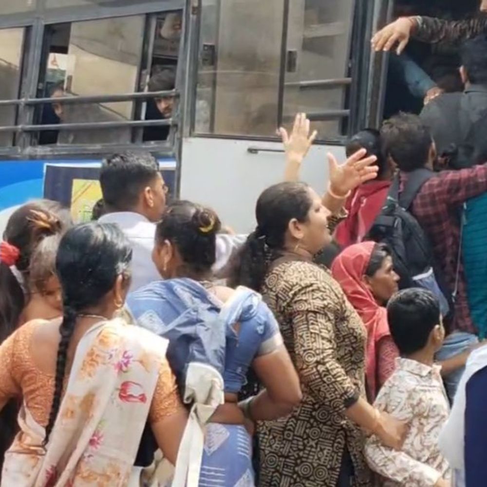 રક્ષાબંધને વડોદરા ST વિભાગને ફળ્યો: 372 EXTRA ટ્રીપ, 22 લાખની આવક, 19 હજાર મુસાફરોને લાભ.
