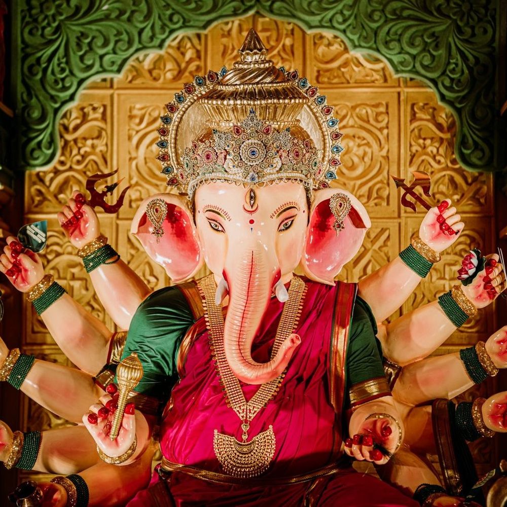હરણીમાં ગણરાજા ગણેશ યુવક મંડળ દ્વારા નારી શક્તિની થીમ સાથે ગણપતિ બાપાના "વિનાયકી” સ્વરૂપની સ્થાપના.