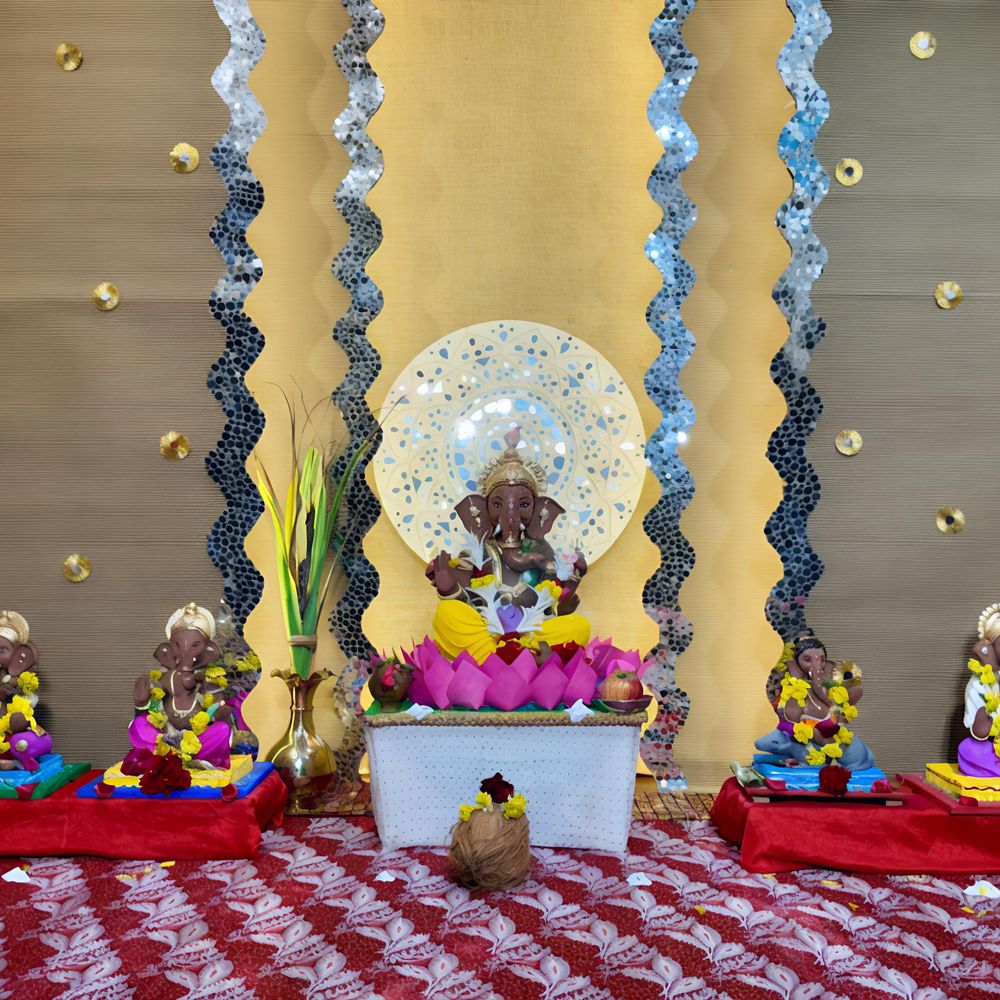 શ્રીજી ઉત્સવ: નારણલાલા સોસાયટીમાં માટીની મૂર્તિનું સ્થાપન કરી પર્યાવરણની જાળવણીનો ઉમદા પ્રયાસ.