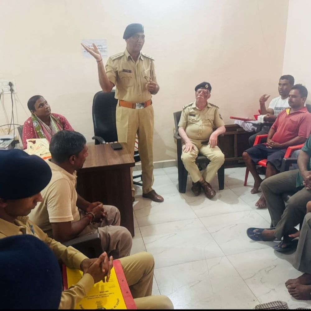 દરિયાઈ સુરક્ષા: કાલઈ સભામાં ટાસ્ક ફોર્સે દરિયાની સુરક્ષા અંગે જાગૃત કર્યા.