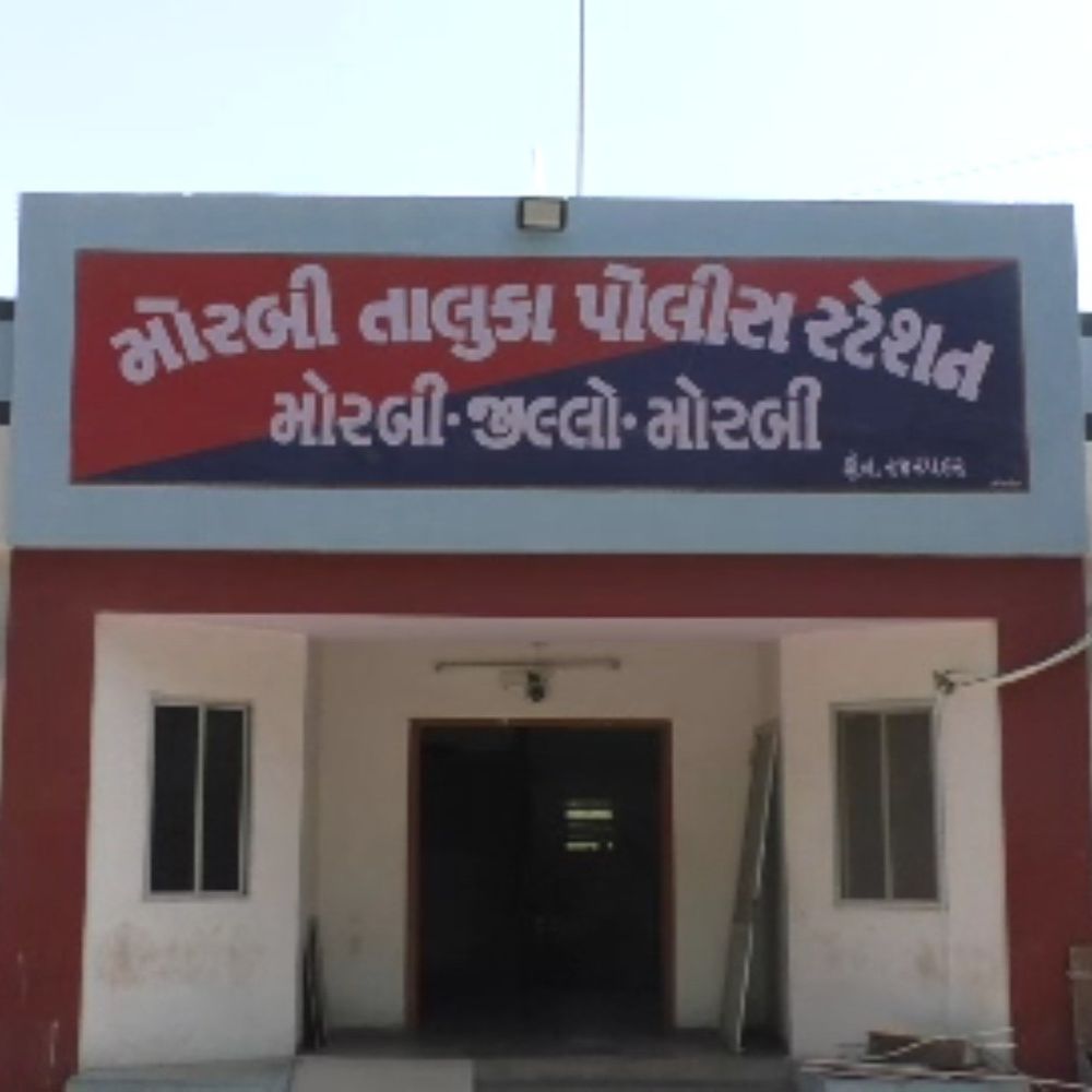 બેરોજગારીથી કંટાળી યુવકનો આપઘાત: સોરીસો સિરામિક ફેક્ટરીમાં ઓડિશાના 34 વર્ષીય યુવકે ફાંસો ખાધો.