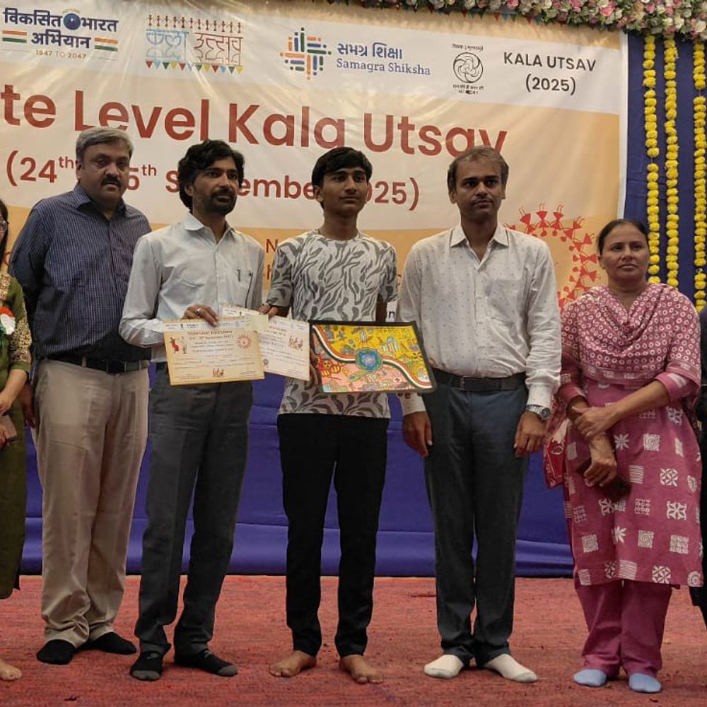 આ.કે.વિદ્યામંદિરનો વિદ્યાર્થી રાજ્ય કક્ષાએ કલા ઉત્સવ સ્પર્ધામાં દ્રશ્ય કલા 2Dમાં પ્રથમ.