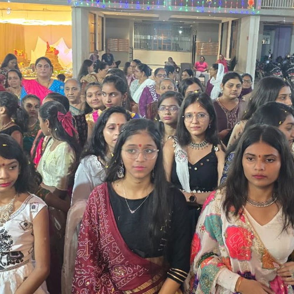 બંસરી હાઇટ્સ-2: નાના ચિલોડામાં 2025 ના નવરાત્રિ ગરબા મહોત્સવની ભવ્ય ઉજવણી.