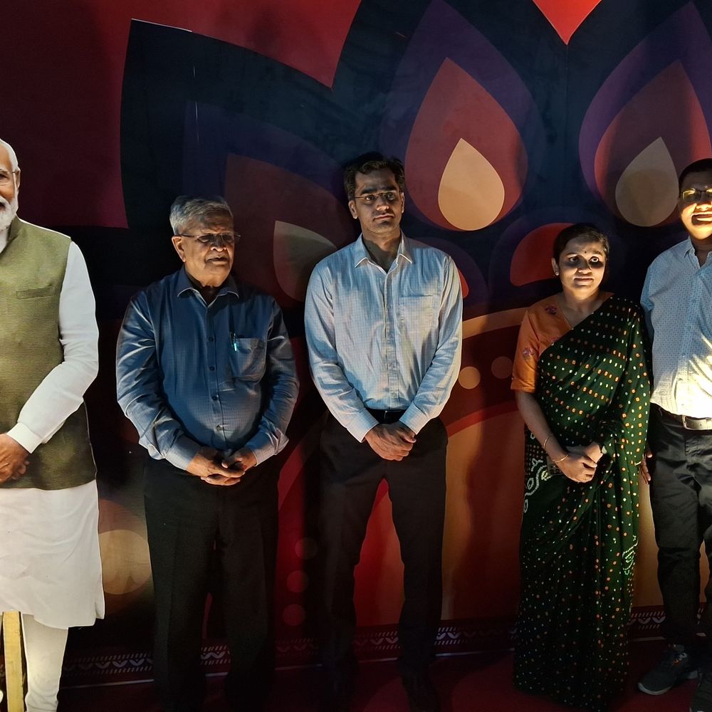 વાપીમાં સ્વદેશી મેળો: કનુભાઈ દેસાઈ દ્વારા ઉદ્ઘાટન, 'Vocal for Local' અભિયાન હેઠળ આયોજન.