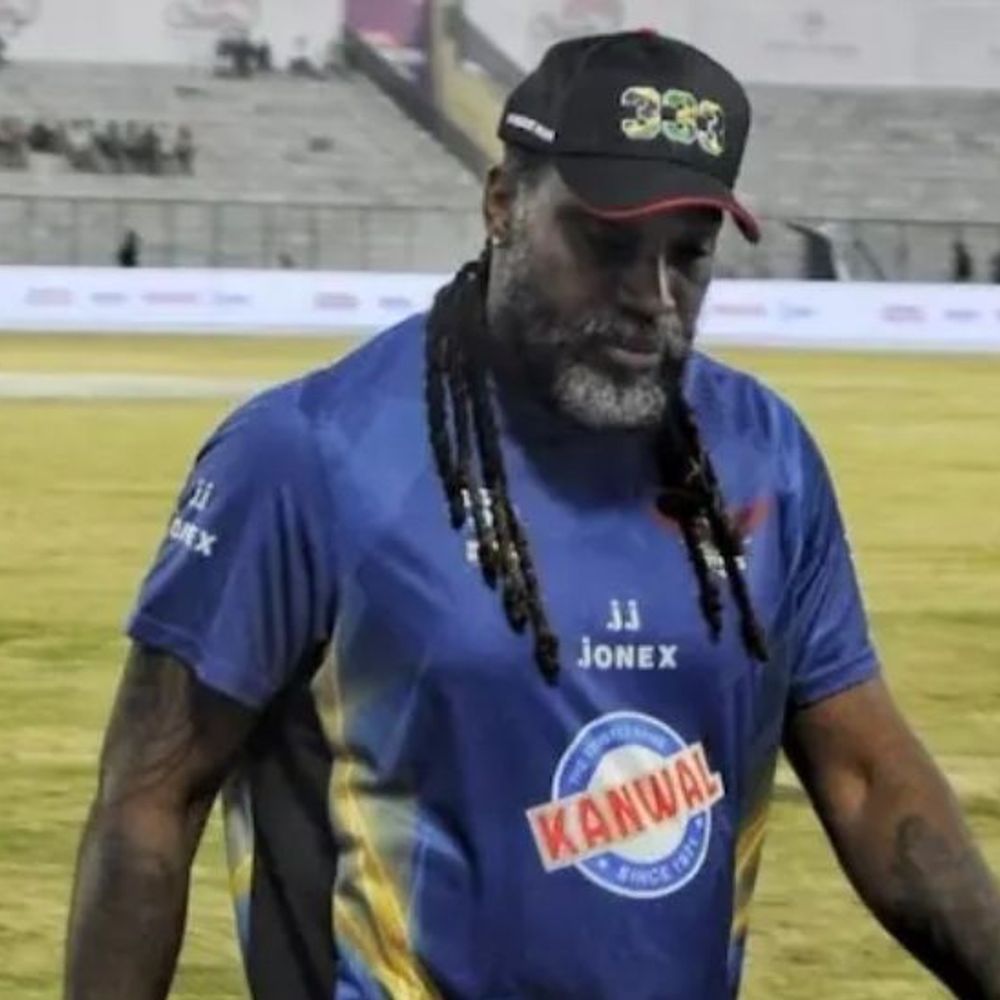 શ્રીનગરમાં વિવાદ બાદ DDCAએ પસંદગીકારને હટાવ્યા:ખેલાડીઓને અનઑફિશિયલ ટુર્નામેન્ટમાં ભાગ લેવા પર રોક લગાવી; આયોજકો લીગ છોડીને ભાગ્યા, ગેલ અને શાકિબ ફસાયા