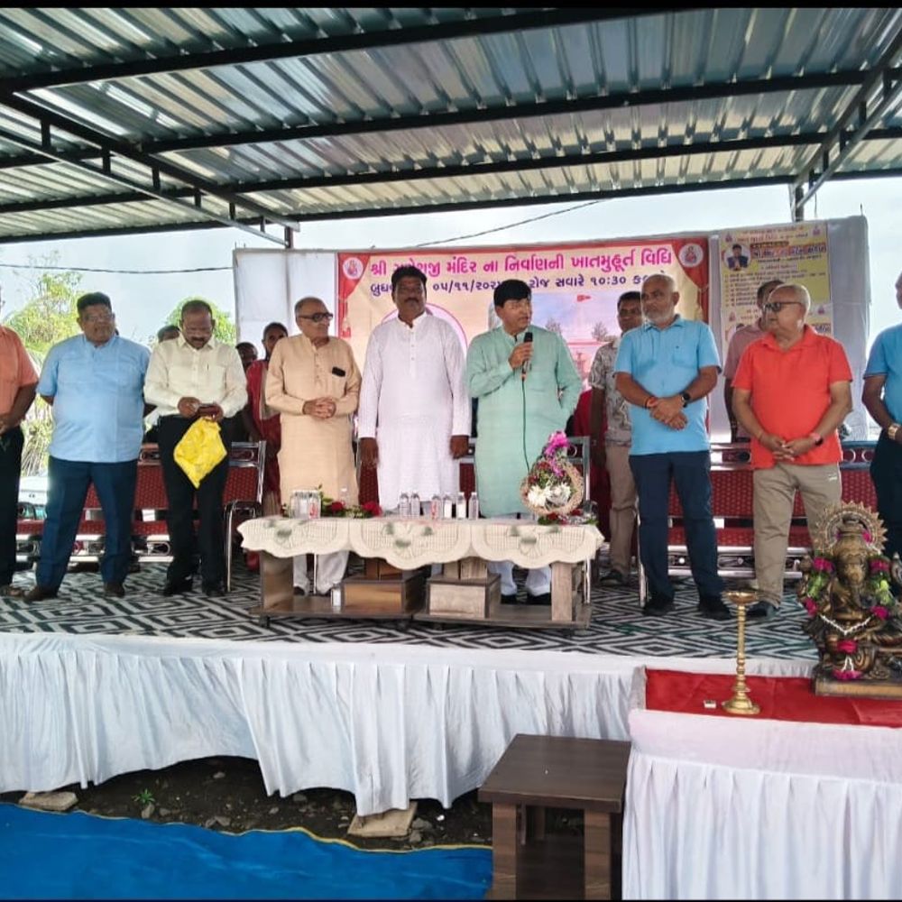 આર.સી.પટેલની હાજરીમાં વેસ્મા ખાતે ગણેશ મંદિરનું ખાતમુહૂર્ત: દ.ગુજ.નું સૌથી મોટું શ્રીજી મંદિર બનશે, આનંદની વાત: આર.સી.પટેલ.