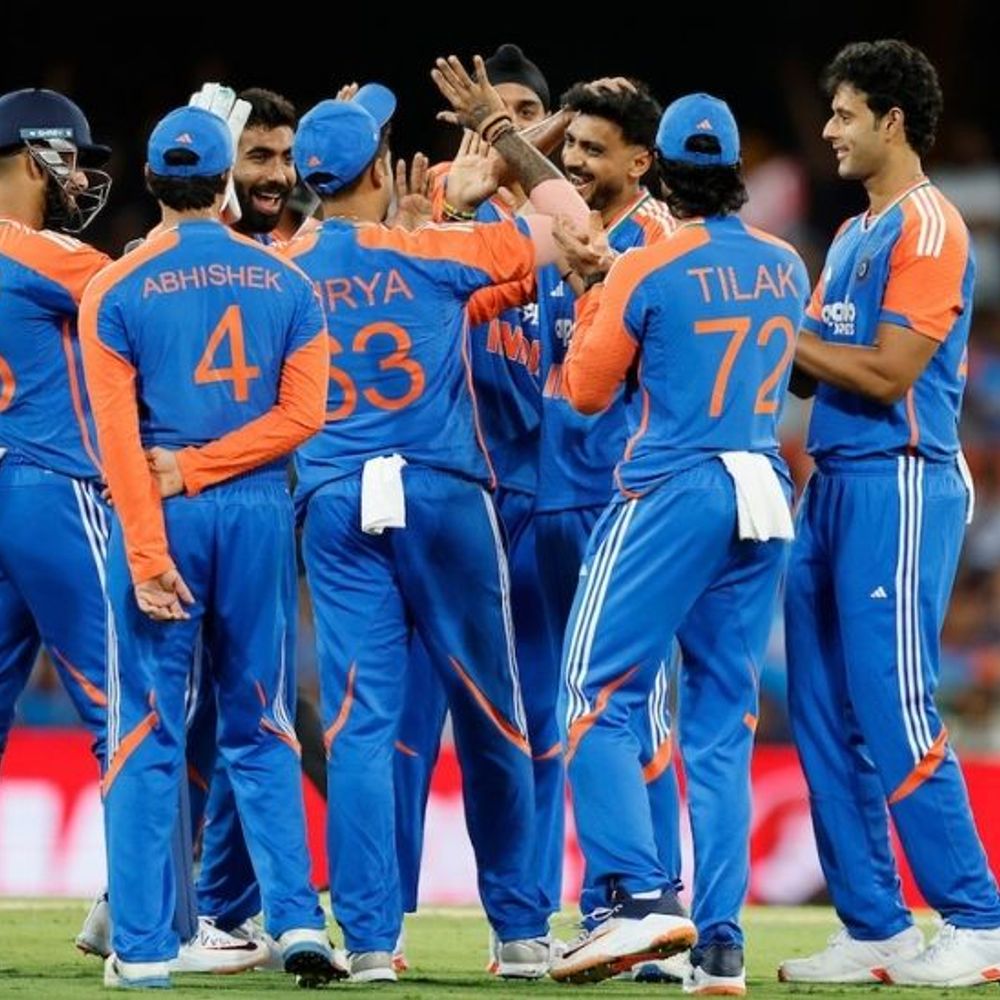 100 રનમાં જ ઓસ્ટ્રેલિયાની અડધી ટીમ પેવેલિયન ભેગી થઈ:કાંગારુઓએ સતત વિકેટ ગુમાવી; અર્શદીપ સિંહે ફિલિપને આઉટ કર્યો; 168 રનના ટાર્ગેટ સામે AUSનો સ્કોર 98/5