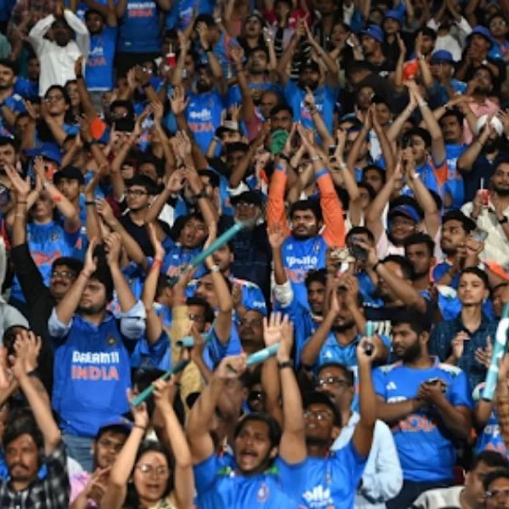 વુમન્સ વર્લ્ડ કપ વ્યૂઅરશિપમાં મેન્સ T20ની બરાબરીએ પહોંચ્યો:ડિજિટલ પ્લેટફોર્મ પર 18.5 કરોડ લોકોએ ફાઈનલ જોઈ, 40 હજાર દર્શકો સ્ટેડિયમ પહોંચ્યા