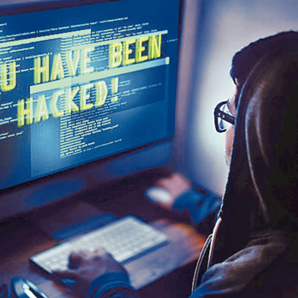 આજના સમયમાં ગબ્બર હાઈટેક અપરાધનું ONLINE marketing કરે છે.