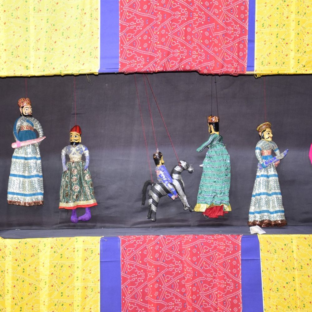 રાજસ્થાની કલાકારો આકર્ષણનું કેન્દ્ર: કઠપૂતળી કળા પ્રસારનું માધ્યમ બની.