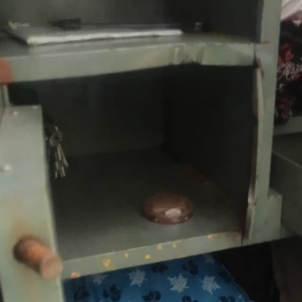 મહેસાણા: ખોડિયાર નગરમાં 7 લાખની ચોરી; દંપતી વલસાડ દીકરાને મળવા ગયું ત્યારે તસ્કરોએ દાગીના ચોર્યા.