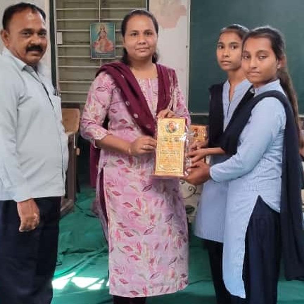 જાગૃતિ વિદ્યાલય વારેડા S.V.S. વિજ્ઞાન મેળામાં પ્રથમ ક્રમે, શાળાનું ગૌરવ વધાર્યું.