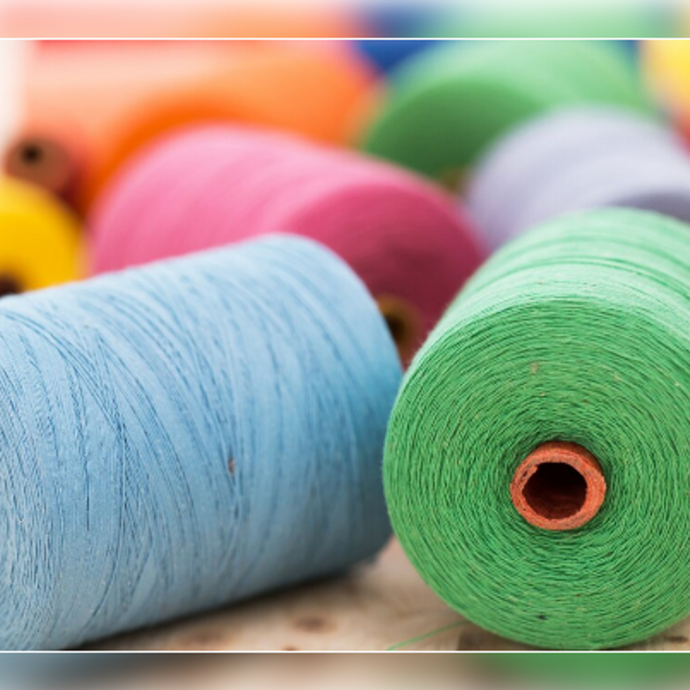 સુરતની ટેક્સટાઇલ ઇન્ડસ્ટ્રી માટે સારા સમાચાર: પોલિએસ્ટર યાર્ન પરથી QCO દૂર થતાં ફાયદો થશે અને રોકાણ વધશે.