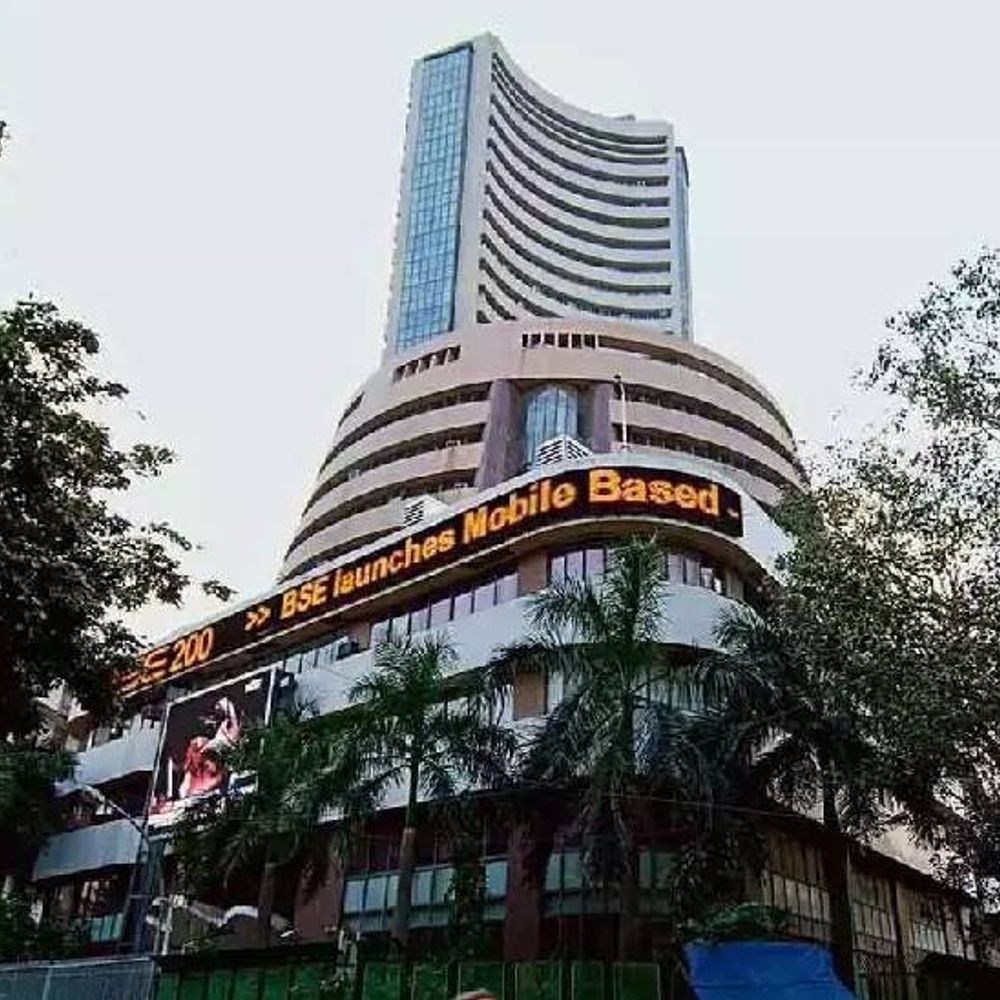 ભારતીય શેરબજારમાં કડાકો: સેન્સેક્સ 254 પોઈન્ટ ઘટ્યો, નિફ્ટીમાં પણ ઘટાડો; IT અને ઓટો શેરોમાં ઘટાડો.