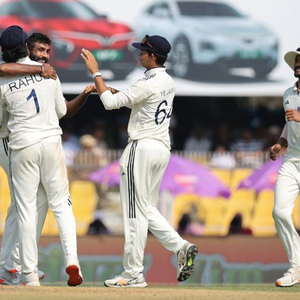 હવે સા. આફ્રિકાની વિકેટો પર વિકેટ પાડી:ટીમના બન્ને ઓપનર્સ પેવેલિયન ભેગા થયા, બુમરાહ પછી કુલદીપ ત્રાટક્યો; સ્કોર 87/2