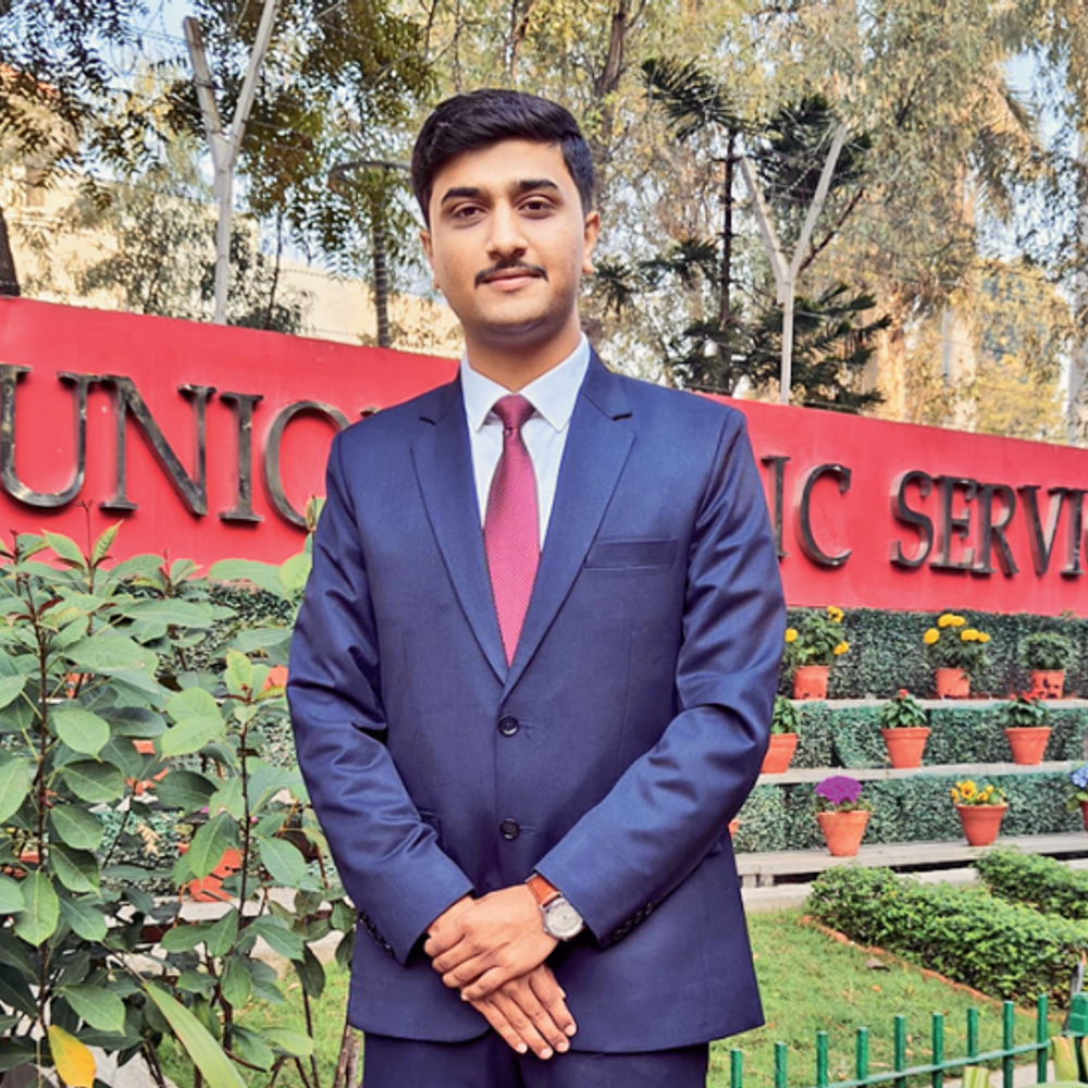 ટેક્નોલોજીથી અભ્યાસ કરી સફળતા મેળવી.