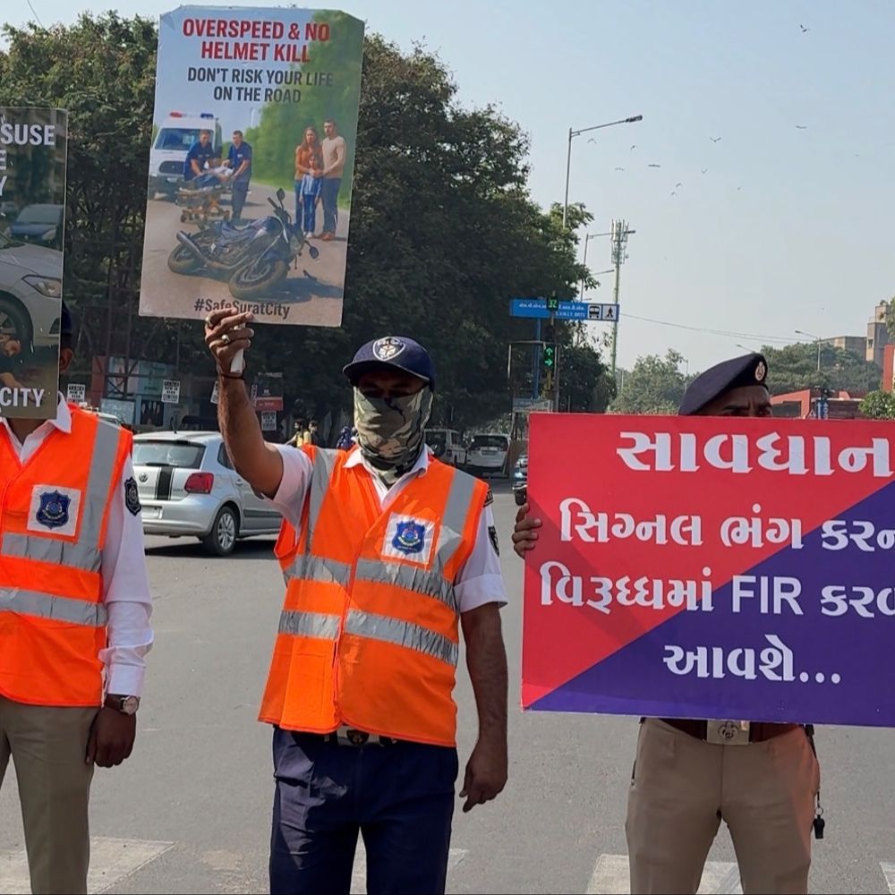 સુરતમાં બિનજરૂરી હોર્ન વગાડવા પર ₹500-1000 દંડ: સિગ્નલ બંધ હોવા છતાં હોર્ન વગાડતા વાહનચાલકોથી એકાગ્રતા ભંગ.