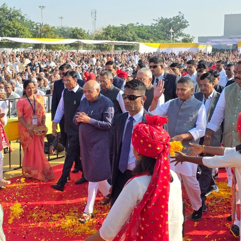 ખોડલધામ પ્રમુખ નરેશ પટેલ અને જયેશ રાદડિયા વચ્ચે સુખદ સમાધાન:કાગવડમાં મુખ્યમંત્રીની ઉપસ્થિતિમાં લેઉવા પટેલ મંત્રીઓનું સન્માન, જયેશ રાદડિયા પણ ઉપસ્થિત