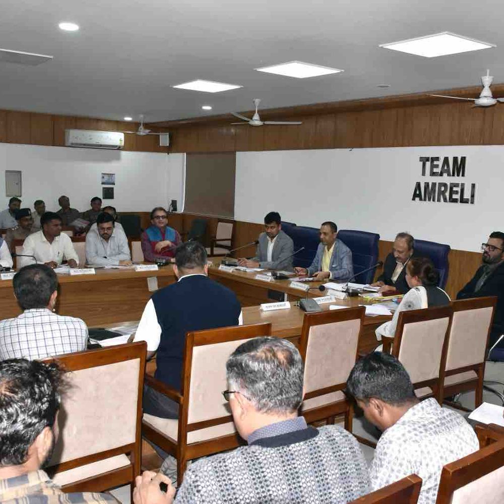 અમરેલી પ્રભારી સચિવની બેઠક: વિકસિત ગુજરાત@2047 માટે ટકાઉ વિકાસ લક્ષ્યો પર ચર્ચા.
