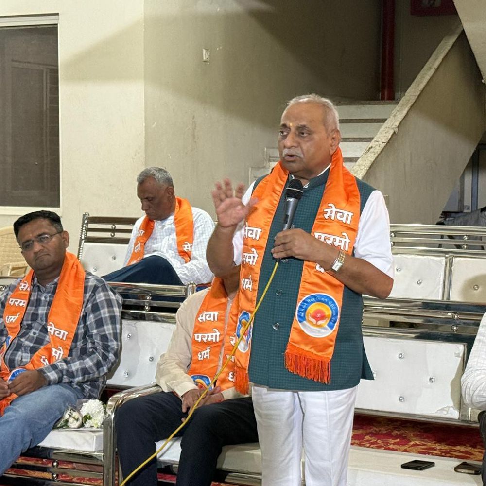 'Christian મશીનરી ફોસલાવી, ચાલાકીથી, હિંસક રીતે ડરાવીને ધર્માંતરણ કરે છે'.