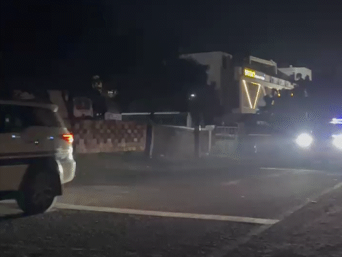 લિયોનેલ મેસ્સી જામનગરની મુલાકાતે: વનતારામાં અનંત અંબાણીના મહેમાન અને લુઈસ સુઆરેઝ સાથે રાત્રી રોકાણ કર્યું.