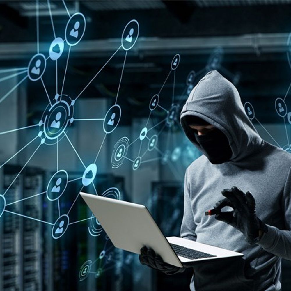 વાપીમાં સાયબર ફ્રોડના નાણાંની હેરાફેરી: ત્રણ આરોપીઓ વિરુદ્ધ ગુનો નોંધાયો, વધુ તપાસ ચાલુ.