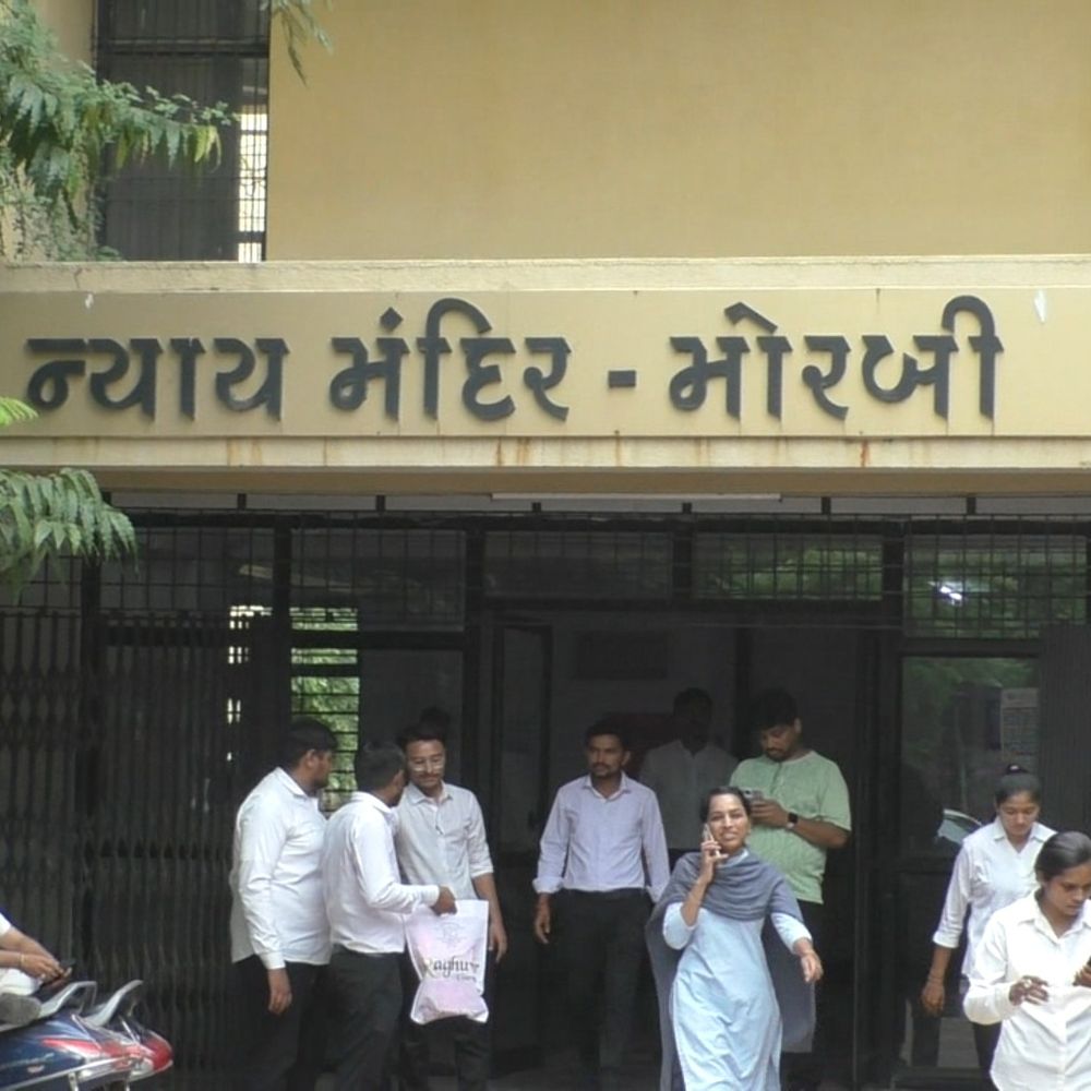 વાંકાનેર હત્યા કેસમાં પરિણીતાને સળગાવી દેવાના ગુનામાં પ્રેમીને આજીવન કેદની સજા મોરબી કોર્ટે સંભળાવી.