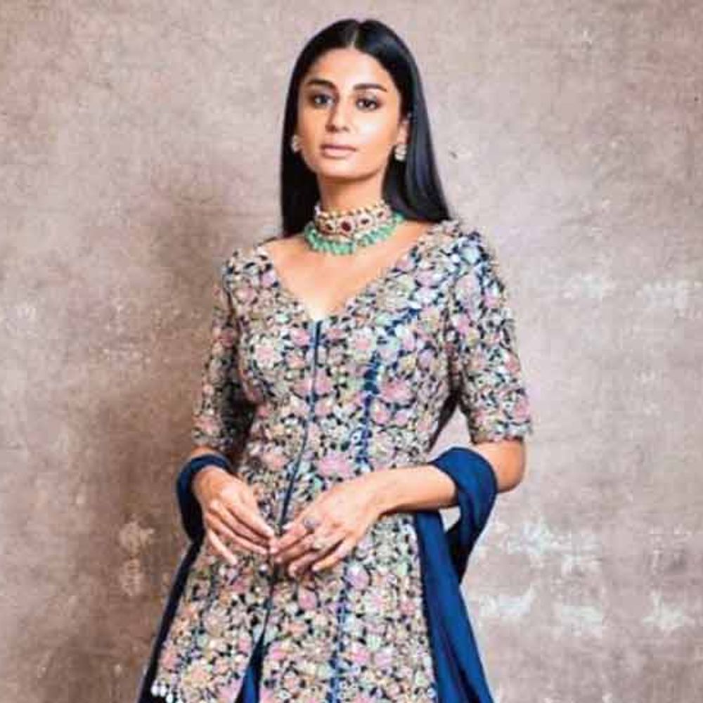 ફેશન, ફિટનેસ, અને મેન્ટલ હેલ્થઃ 2025માં સ્ત્રીઓનો બદલાતો અભિગમ - આત્મવિશ્વાસ, આરામ અને સ્વસ્થ જીવનશૈલીની જર્ની.