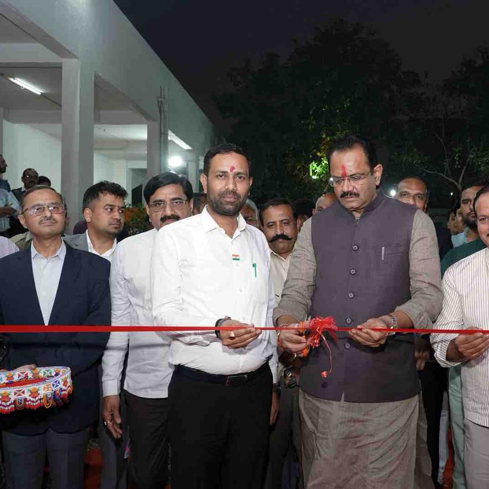 અમરેલીમાં 31 MOUથી 1400+ લોકોને રોજગારી મળશે; પ્રભારી મંત્રી જીતુ વાઘાણીની અધ્યક્ષતામાં Flagship Event યોજાઈ.