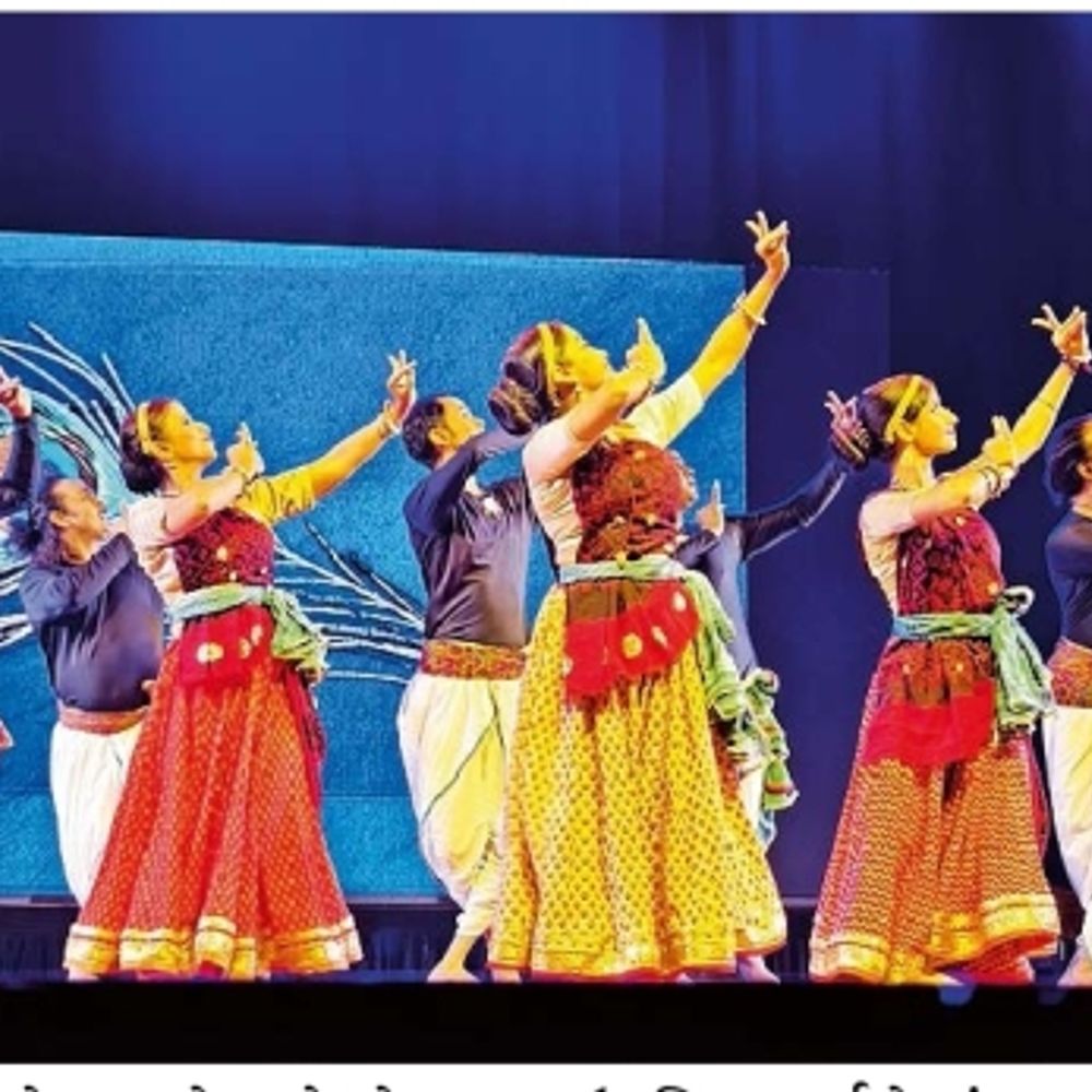 કૃષ્ણના જીવન પર આધારિત અદ્ભુત નાટ્ય પ્રસ્તુતિ: "કૃષ્ણ...એક નાટ્ય કથા" યોજાઈ.