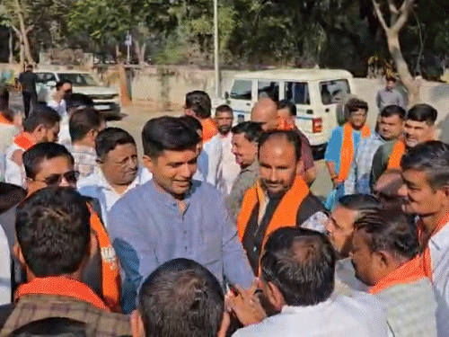 ભાજપના નવા હોદ્દેદારો આજે કમલમમાં હોદ્દો સંભાળશે, જગદીશ વિશ્વકર્મા બેઠક કરશે.