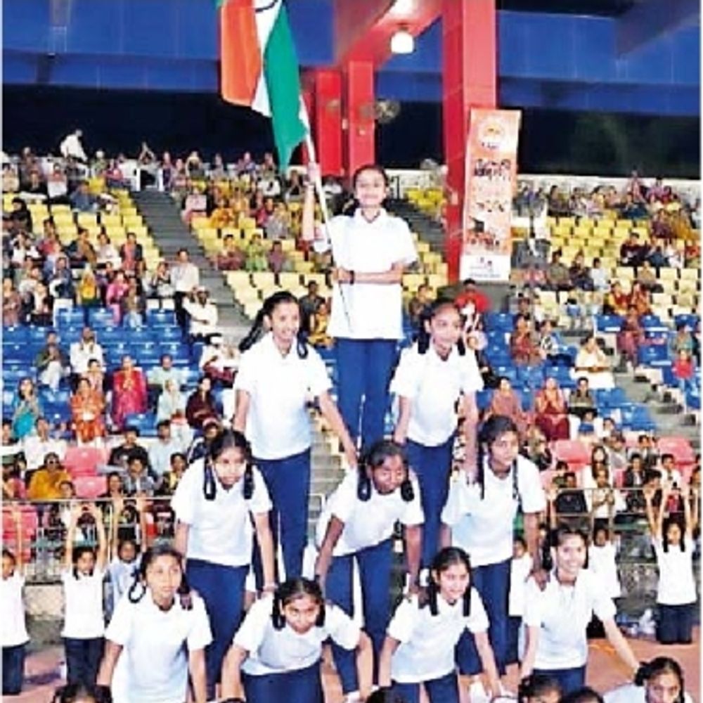 શિક્ષણ સમિતિના 889 બાળકોએ દેશી યુદ્ધકલાથી રમતોત્સવ ઉજવ્યો અને અદભૂત પ્રદર્શન કર્યું.