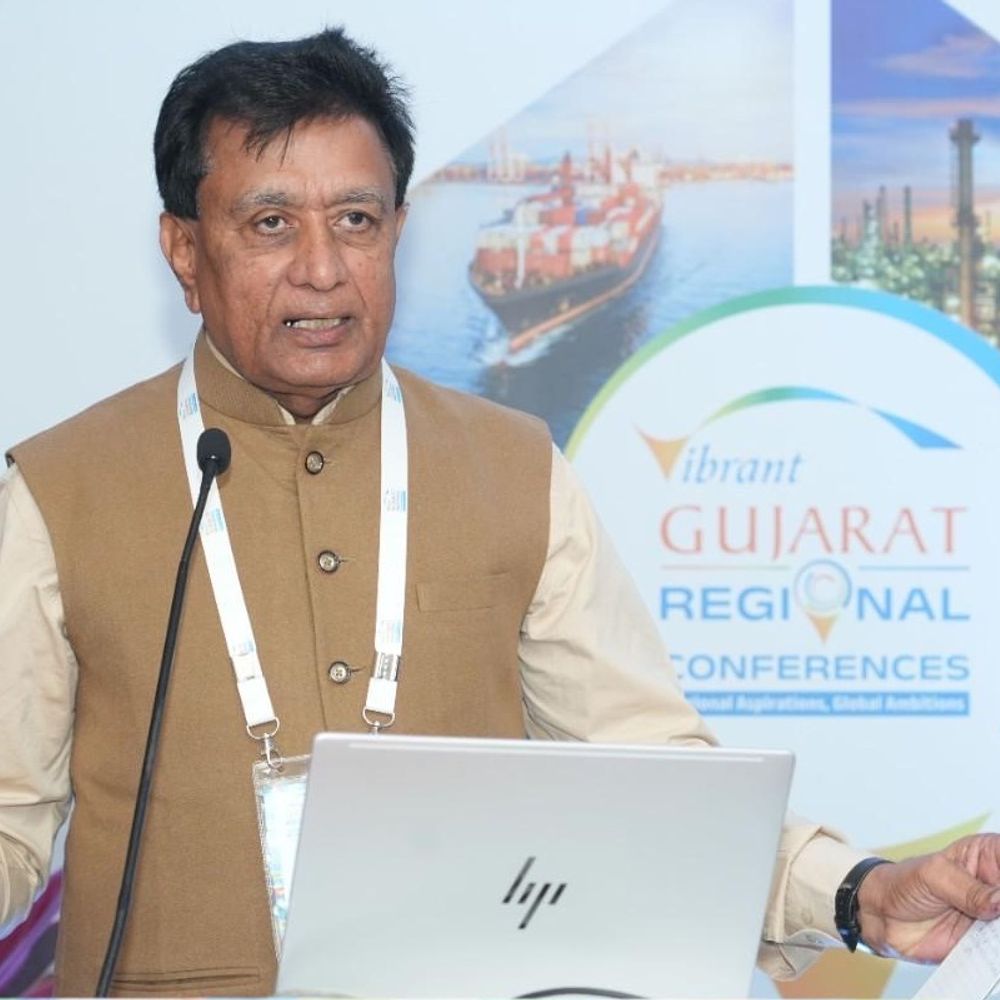 રાજકોટમાં વાયબ્રન્ટ રિજનલ સમિટમાં લઘુ ઉદ્યોગ ભારતી દ્વારા ડિફેન્સ એકસ્પોનું આયોજન, ટાટા-LT સહિતની કંપનીઓ ભાગ લેશે.