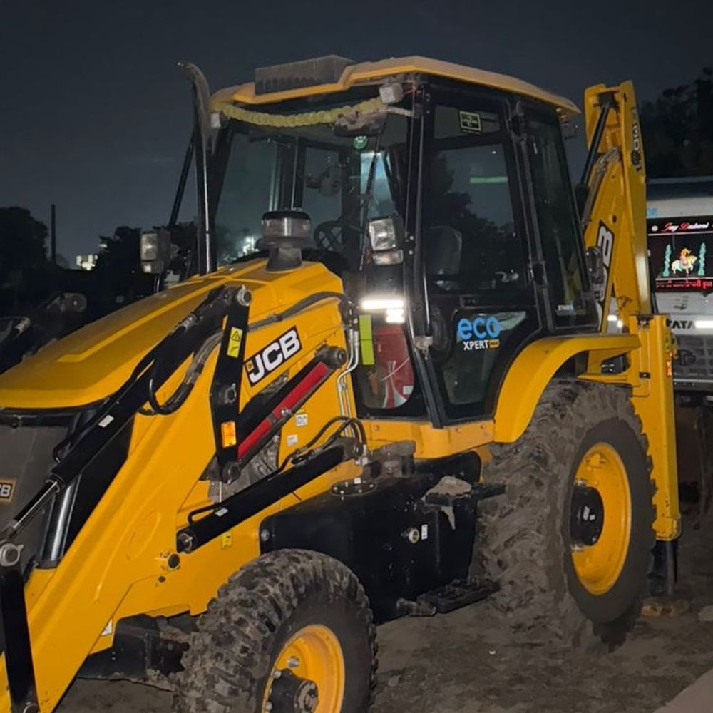 મહેસાણા ખાણ-ખનીજ વિભાગનો દંડ: વિજાપુર, સતલાસણા, ઉનાવામાંથી JCB, ડમ્પર સહિત રૂ. 2.45 કરોડનો મુદ્દામાલ જપ્ત.