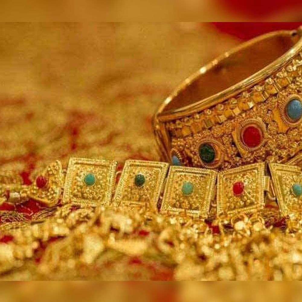 રાજકોટમાં કારખાના બંધ થતાં દાગીનાનું ઉત્પાદન ઘટ્યું: Bhaskar Exclusive.