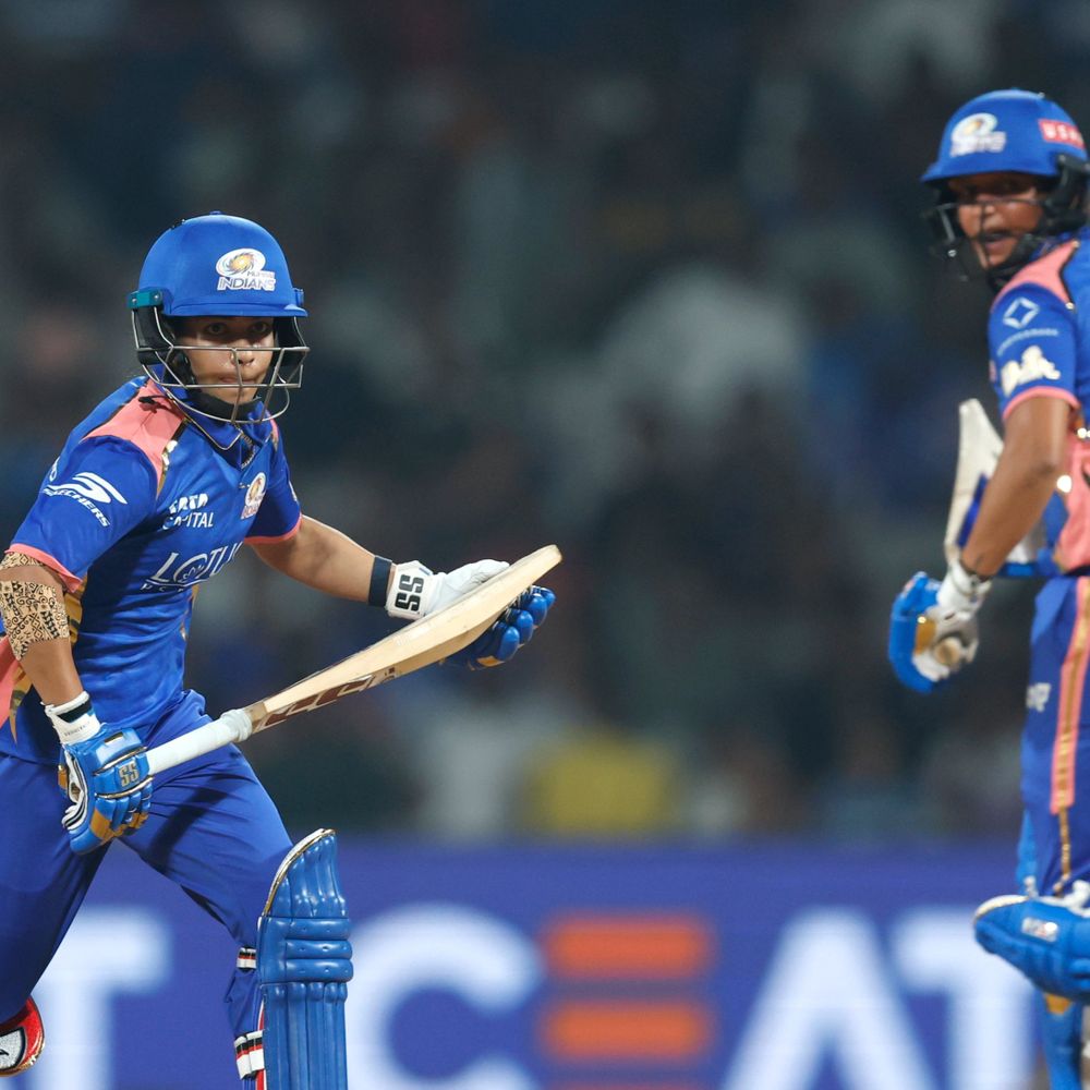 મુંબઈએ ગુજરાતને સતત 8મી WPL મેચ હરાવી:193નો ટાર્ગેટ 3 વિકેટ ગુમાવીને ચેઝ કર્યો; કેપ્ટન હરમનપ્રીત કૌરની ફિફ્ટી