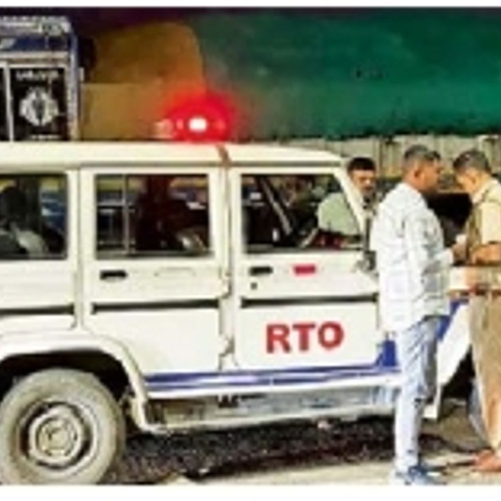 RTO દ્વારા રોડ સેફ્ટી અંતર્ગત ચેકીંગ ડ્રાઇવ: નિયમ વિરુદ્ધ LED લાઈટ લગાવનાર 67 વાહનોને મેમો અપાયો.