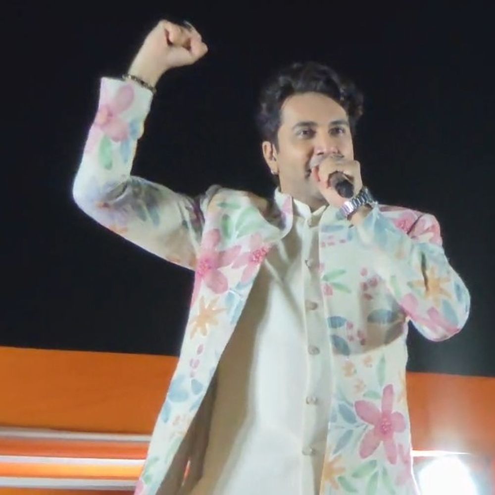 પાર્થ ઓઝાના દેશભક્તિ ગીતોથી સોમનાથ ગુંજ્યું: પ્રજાસત્તાક પર્વે દેશભક્તિ અને આધ્યાત્મિકતાનો સંગમ.