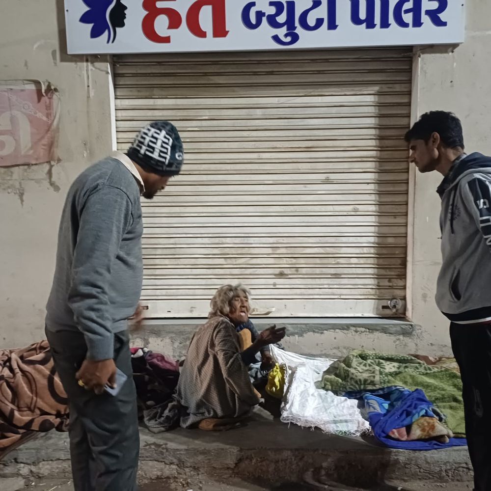 મોરબી નગરપાલિકા દ્વારા 36 ઘરવિહોણા લોકોને ઠંડીથી બચાવવા Shelter Home માં Night Drive દ્વારા સુરક્ષિત કરાયા.